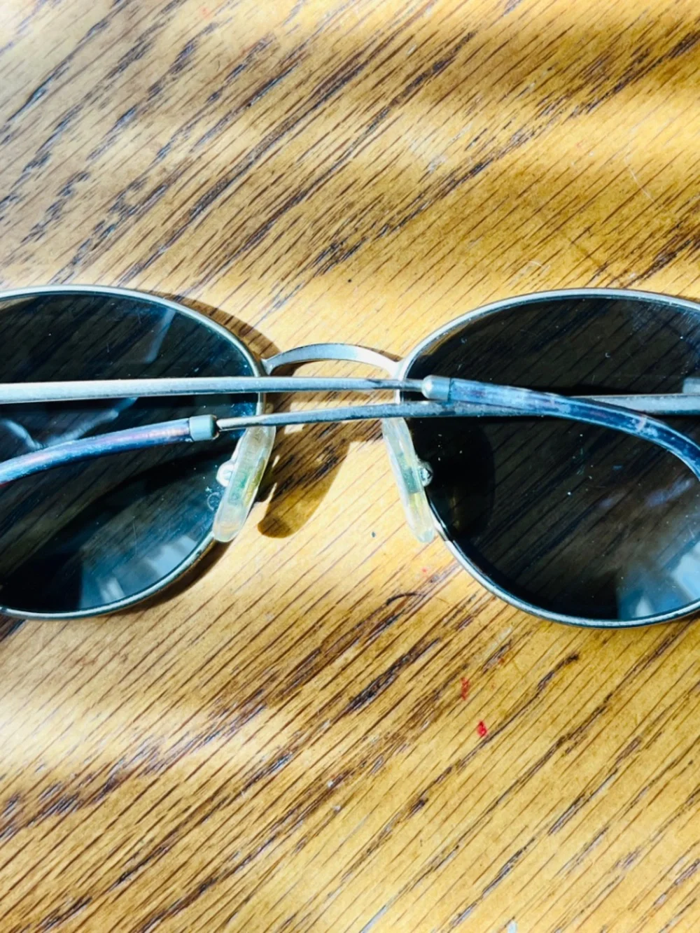 Classic Gucci dark sunglasses